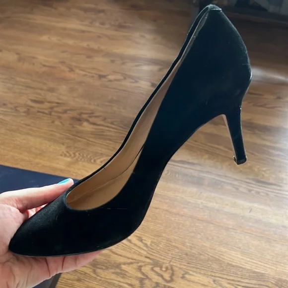 Heels! - Picture 2 of 3